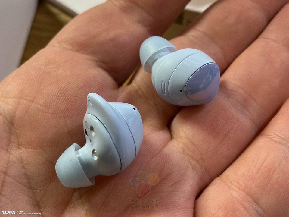 Sforum - Trang thông tin công nghệ mới nhất tren-tay-Galaxy-Buds-Plus-5 Chưa ra mắt, Galaxy Buds+ đã xuất hiện trong video trên tay đánh giá 
