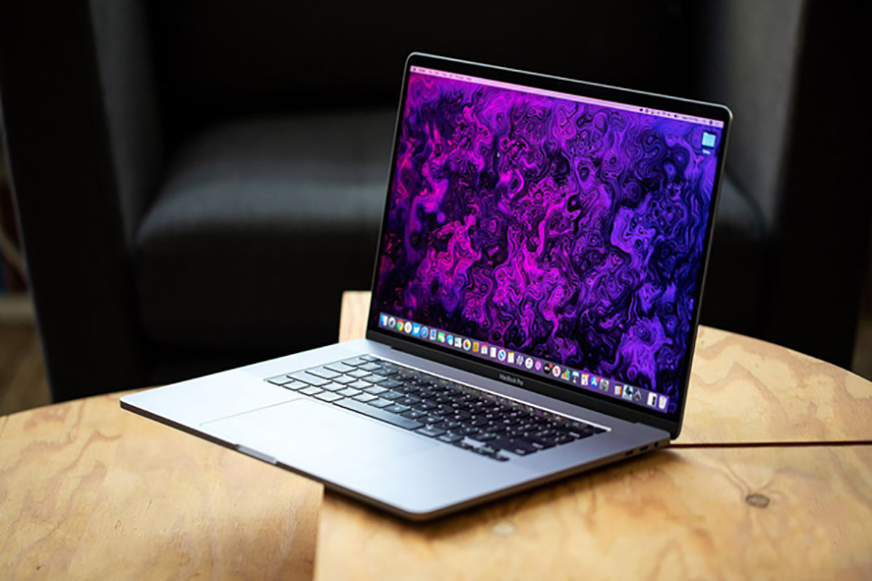 Sforum - Trang thông tin công nghệ mới nhất 2020-13-inch-MacBook-Pro-2 MacBook Pro 13 inch 2020 hỗ trợ màn hình 6K, âm thanh Dolby Atmos, micro cải tiến,... 