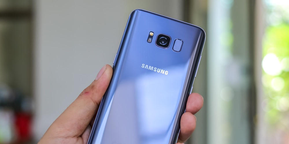 Sforum - Trang thông tin công nghệ mới nhất cap-nhat-bao-mat-1 Người dùng smartphone Samsung cần cập nhật phần mềm mới nhất ngay lập tức, để tránh bị hacker tấn công Sforum - Trang thông tin công nghệ mới nhất cap-nhat-bao-mat-1 Người dùng smartphone Samsung cần cập nhật phần mềm mới nhất ngay lập tức, để tránh bị hacker tấn công