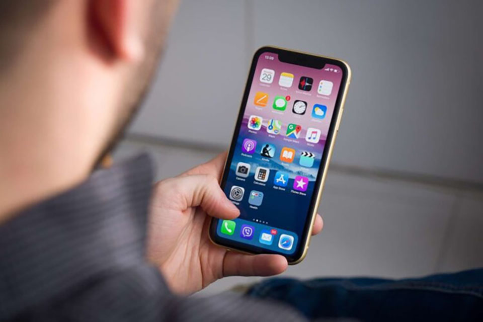 Sforum - Trang thông tin công nghệ mới nhất iPhone-khong-cong-ket-noi-1 Apple có thể ra mắt iPhone không sử dụng bất kỳ cổng kết nối nào vào năm 2021 Sforum - Trang thông tin công nghệ mới nhất iPhone-khong-cong-ket-noi-1 Apple có thể ra mắt iPhone không sử dụng bất kỳ cổng kết nối nào vào năm 2021