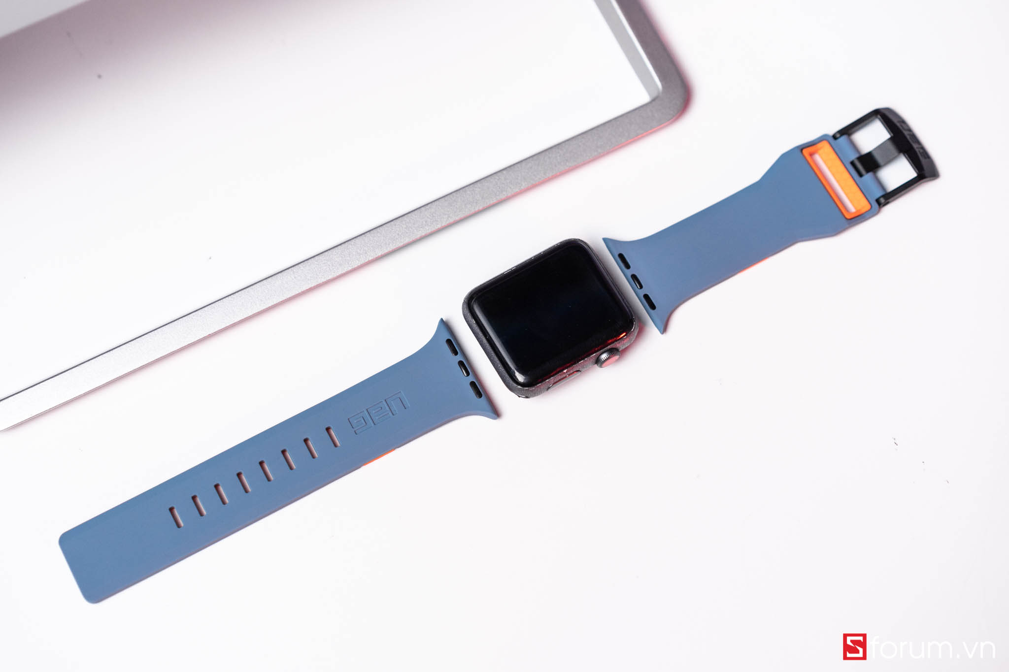 Sforum - Trang thông tin công nghệ mới nhất UAG-Apple-Watch-15 Giới thiệu dây đeo UAG cho Apple Watch 42, 44mm: Đẹp mắt, cá tính, bền bỉ, nhiều lựa chọn cho từng mức giá 