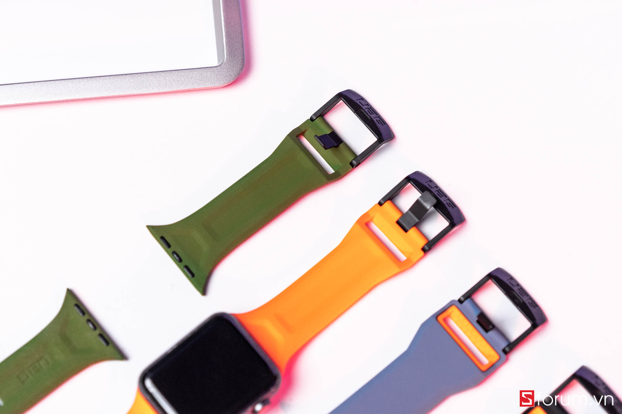Sforum - Trang thông tin công nghệ mới nhất UAG-Apple-Watch-2 Giới thiệu dây đeo UAG cho Apple Watch 42, 44mm: Đẹp mắt, cá tính, bền bỉ, nhiều lựa chọn cho từng mức giá 