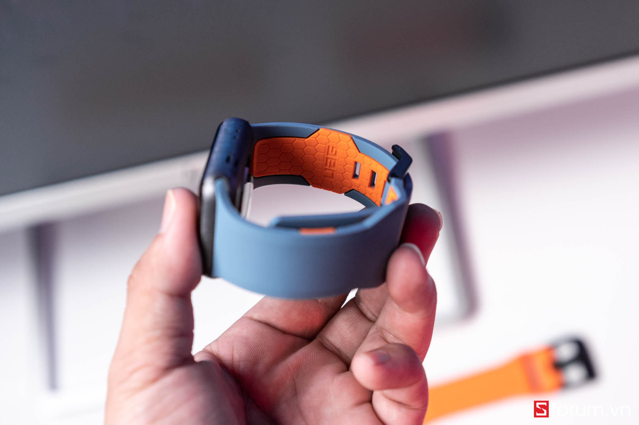 Sforum - Trang thông tin công nghệ mới nhất UAG-Apple-Watch-21 Giới thiệu dây đeo UAG cho Apple Watch 42, 44mm: Đẹp mắt, cá tính, bền bỉ, nhiều lựa chọn cho từng mức giá Sforum - Trang thông tin công nghệ mới nhất UAG-Apple-Watch-21 Giới thiệu dây đeo UAG cho Apple Watch 42, 44mm: Đẹp mắt, cá tính, bền bỉ, nhiều lựa chọn cho từng mức giá