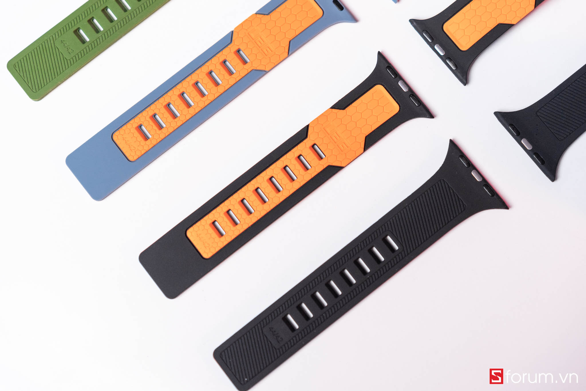 Sforum - Trang thông tin công nghệ mới nhất UAG-Apple-Watch-8 Giới thiệu dây đeo UAG cho Apple Watch 42, 44mm: Đẹp mắt, cá tính, bền bỉ, nhiều lựa chọn cho từng mức giá 