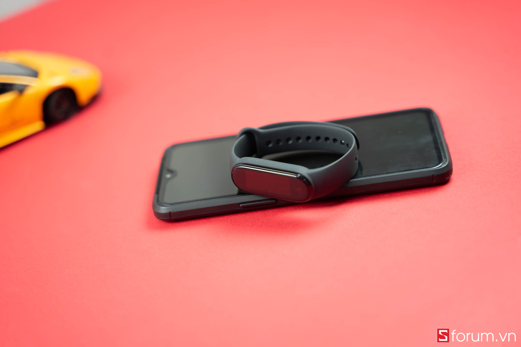 Đánh giá Mi Band 5: còn đối thủ nào xứng tầm để tranh vương miện trong làng smartband giá rẻ?