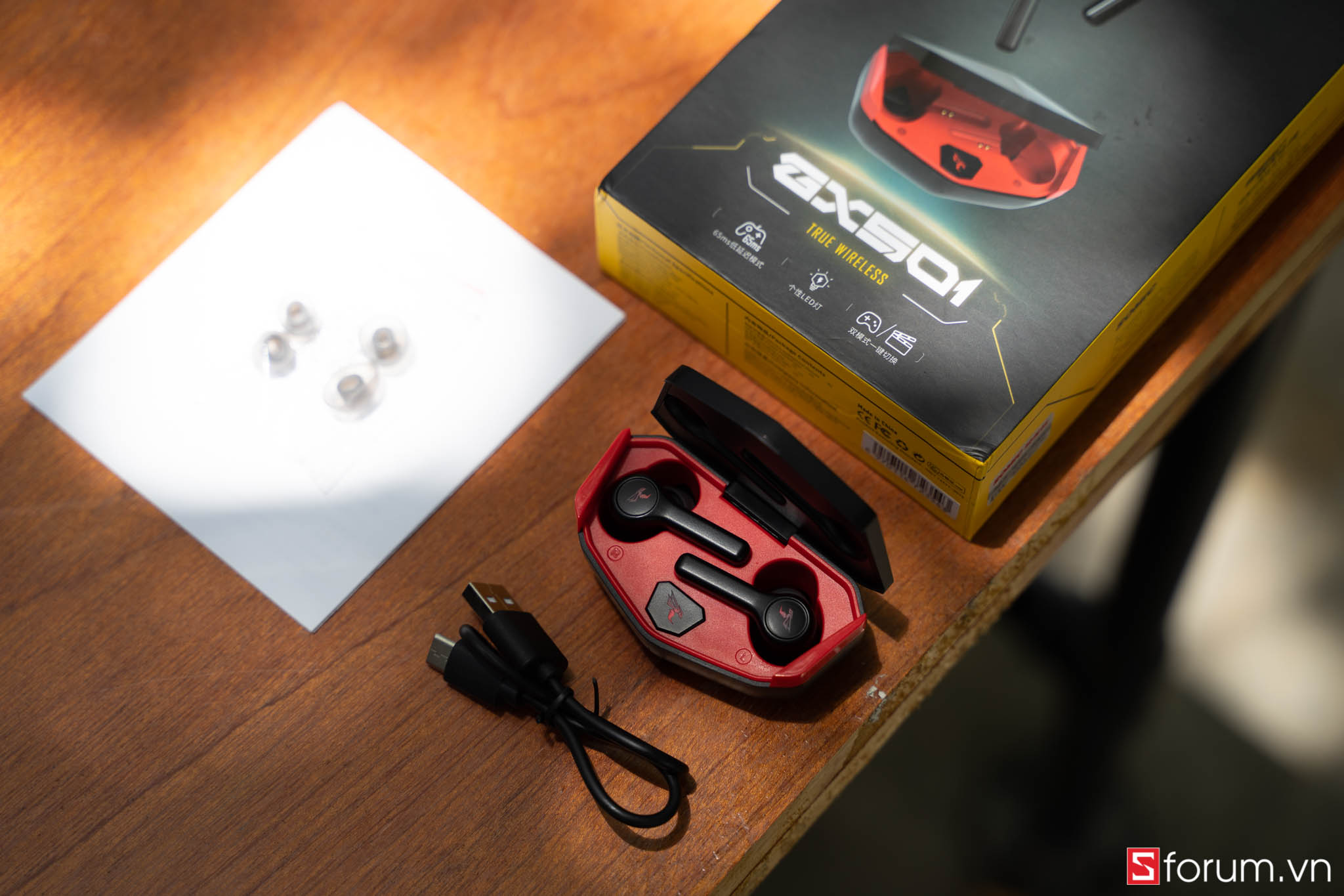 Trên tay SOMiC Stincoo GX501, tai nghe true wireless gaming, bass mạnh mẽ, độ trễ thấp, kháng nước IPX4, đã đủ hấp dẫn game thủ?