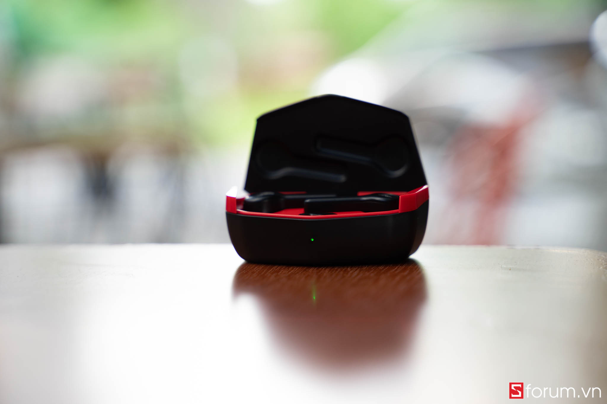 Trên tay SOMiC Stincoo GX501, tai nghe true wireless gaming, bass mạnh mẽ, độ trễ thấp, kháng nước IPX4, đã đủ hấp dẫn game thủ?