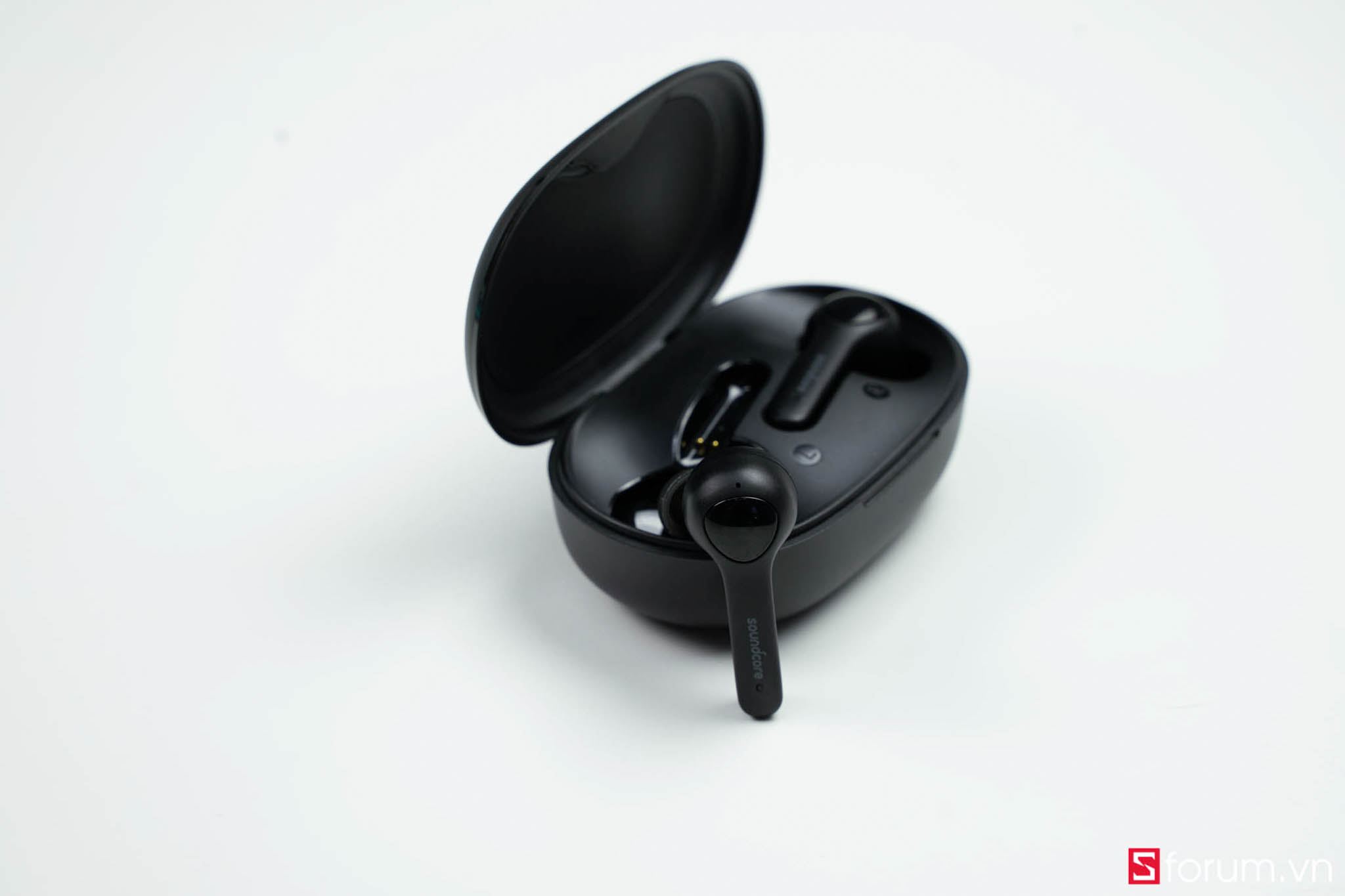 Trên tay Anker Soundcore Life Note A3908: 7 giờ nghe liên tiếp, công nghệ chống ồn CVC 8.0, kháng nước IPX5, liệu đã thật sự nổi bật?