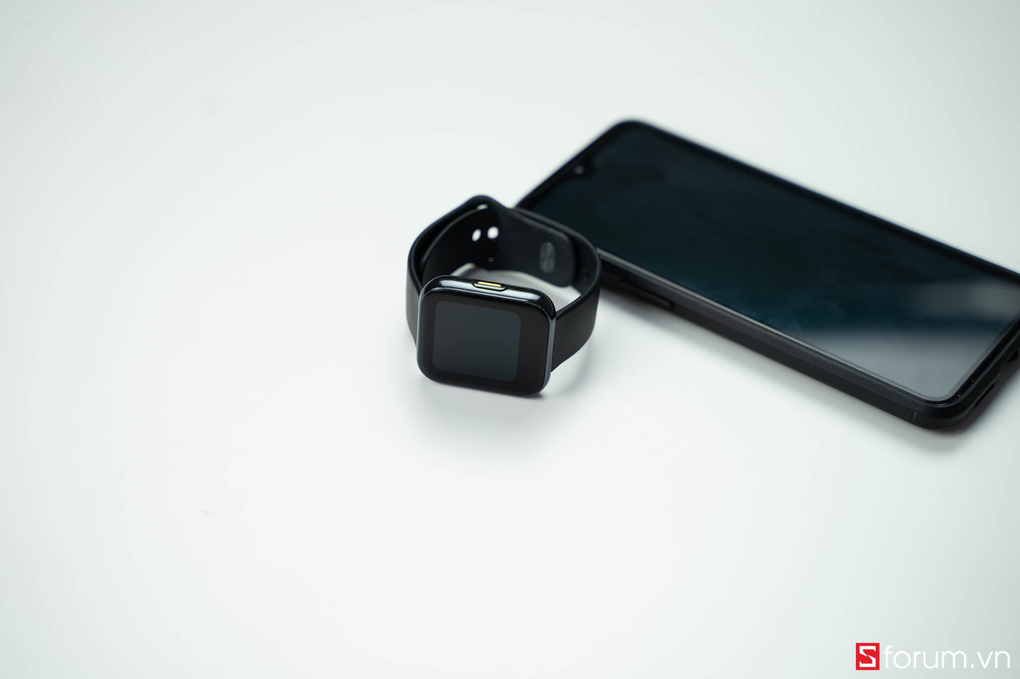 Đánh giá realme Watch: núp sau cái bóng của Apple Watch hay sẽ khẳng định vị thế cho riêng mình