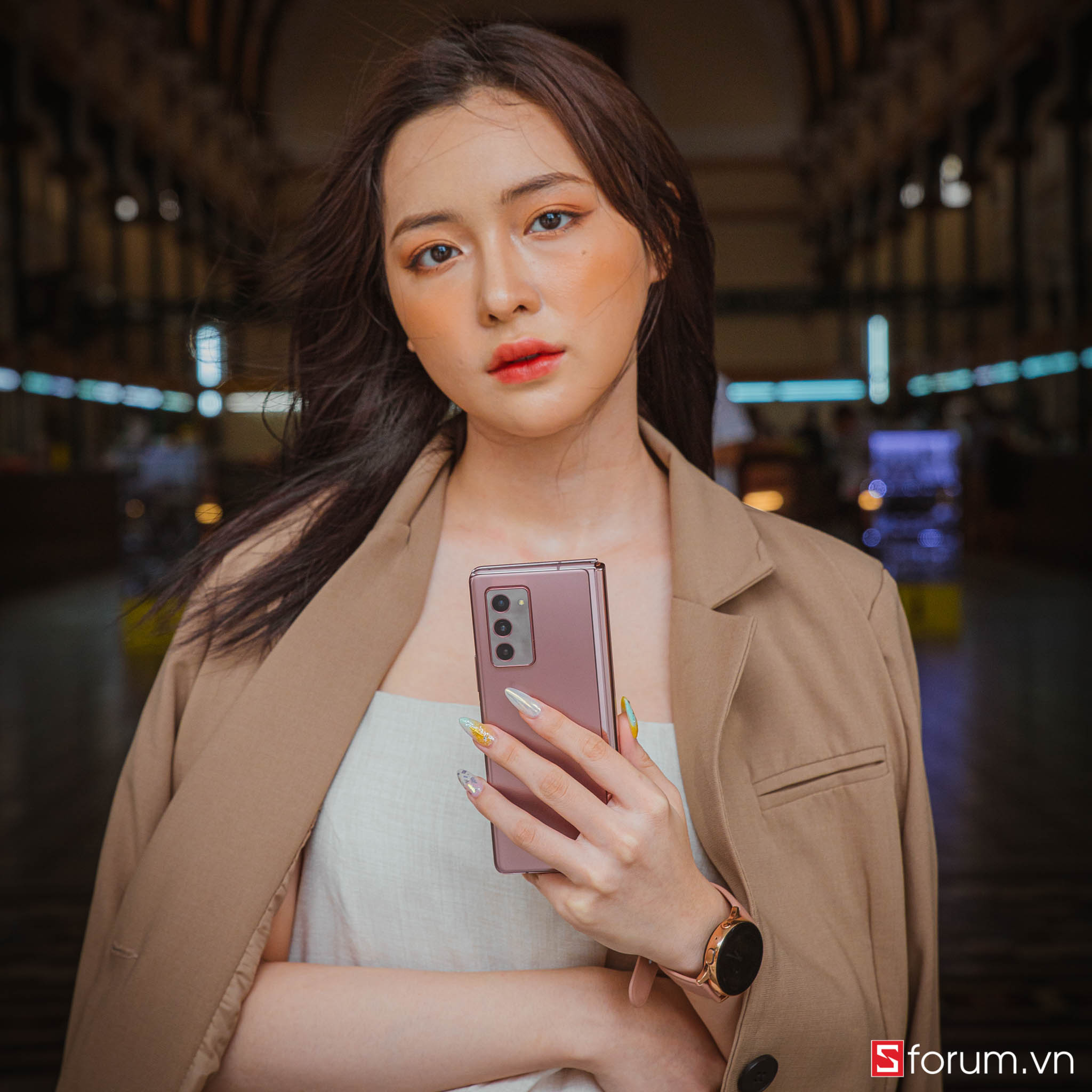 Sforum - Trang thông tin công nghệ mới nhất Galaxy-Z-Fold2-2-2 Chỉ còn 2 ngày để đặt trước siêu phẩm màn hình gập Galaxy Z Fold2 5G, nhận ưu đãi khủng từ CellphoneS Sforum - Trang thông tin công nghệ mới nhất Galaxy-Z-Fold2-2-2 Chỉ còn 2 ngày để đặt trước siêu phẩm màn hình gập Galaxy Z Fold2 5G, nhận ưu đãi khủng từ CellphoneS