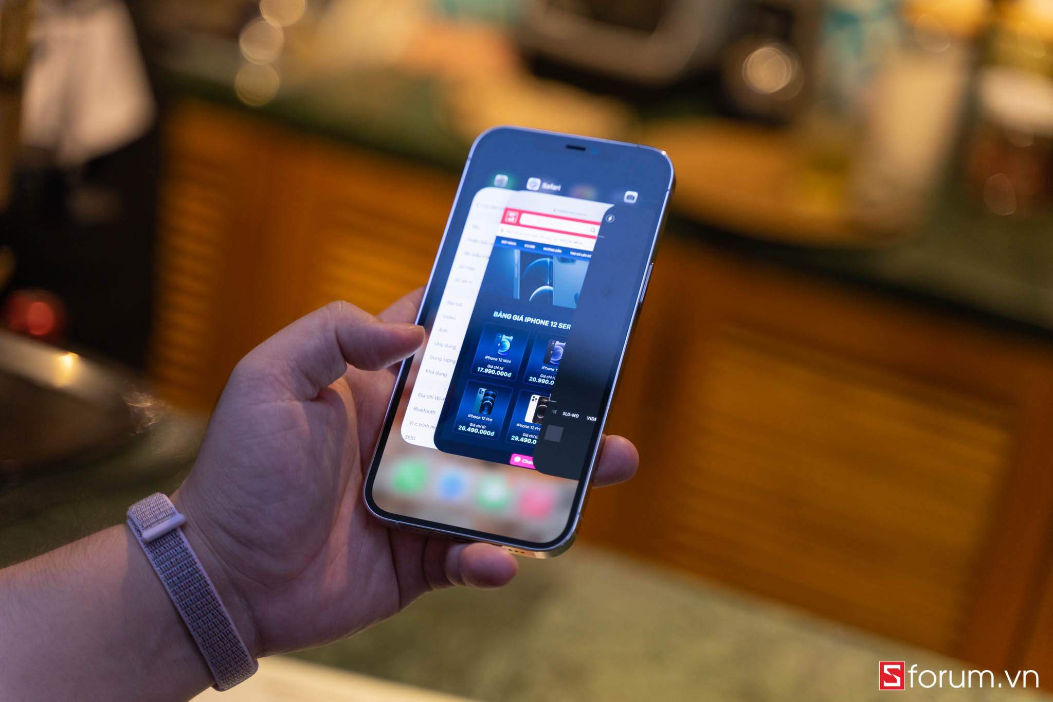 Đến thời điểm hiện tại, cả hai đều có thể nâng cấp lên phiên bản iOS mới nhất