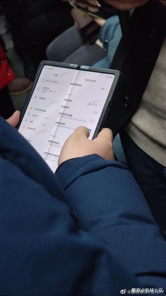 Sforum - Trang thông tin công nghệ mới nhất Xiaomi-Mi-MIX-4-thong-tin-2 Xiaomi sẽ sớm phát hành smartphone màn hình gập, có phải Mi MIX 4? 