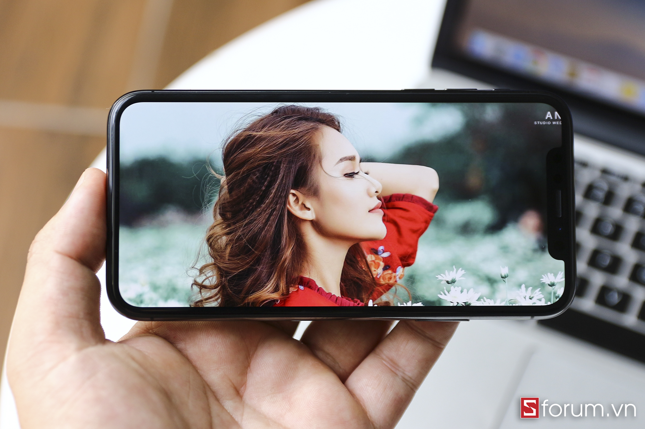 iPhone X