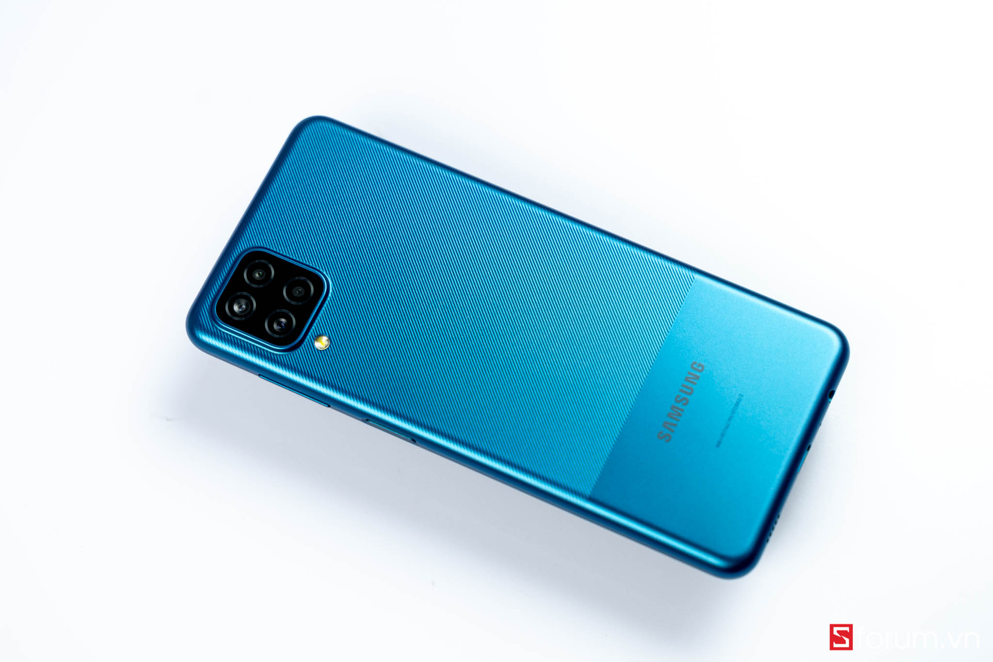 Sforum - Trang thông tin công nghệ mới nhất Galaxy-A12-sforum-3 Galaxy A21s và Galaxy A12: Chênh nhau hơn 500,000đ, lựa chọn nào hợp lý hơn Sforum - Trang thông tin công nghệ mới nhất Galaxy-A12-sforum-3 Galaxy A21s và Galaxy A12: Chênh nhau hơn 500,000đ, lựa chọn nào hợp lý hơn