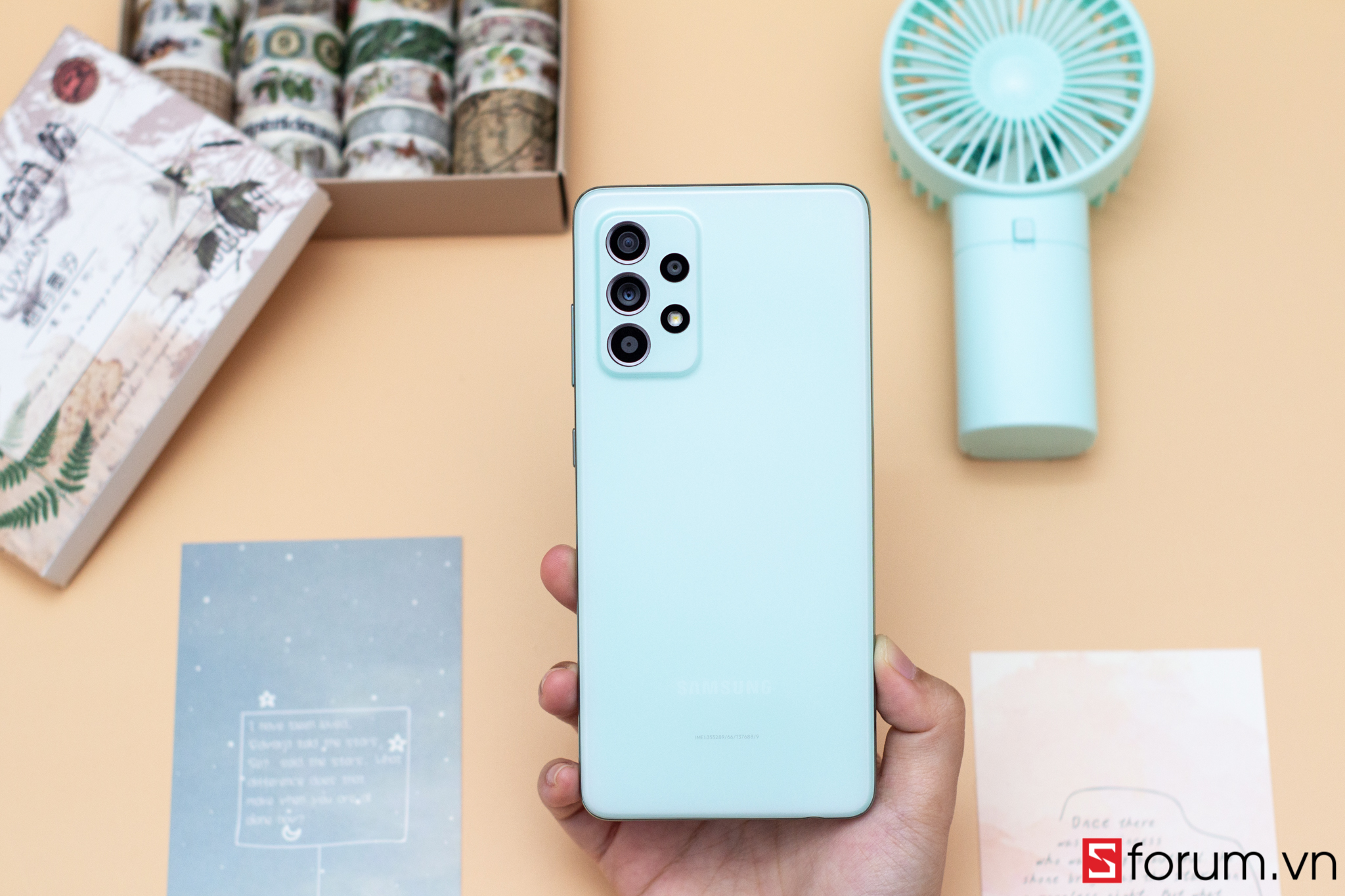Sforum - Trang thông tin công nghệ mới nhất Galaxy-A52s-5g-14-1 Thoải mái vui chơi tạo dáng, việc gì khó đã có Galaxy A52s 5G camera chống rung OIS lo 
