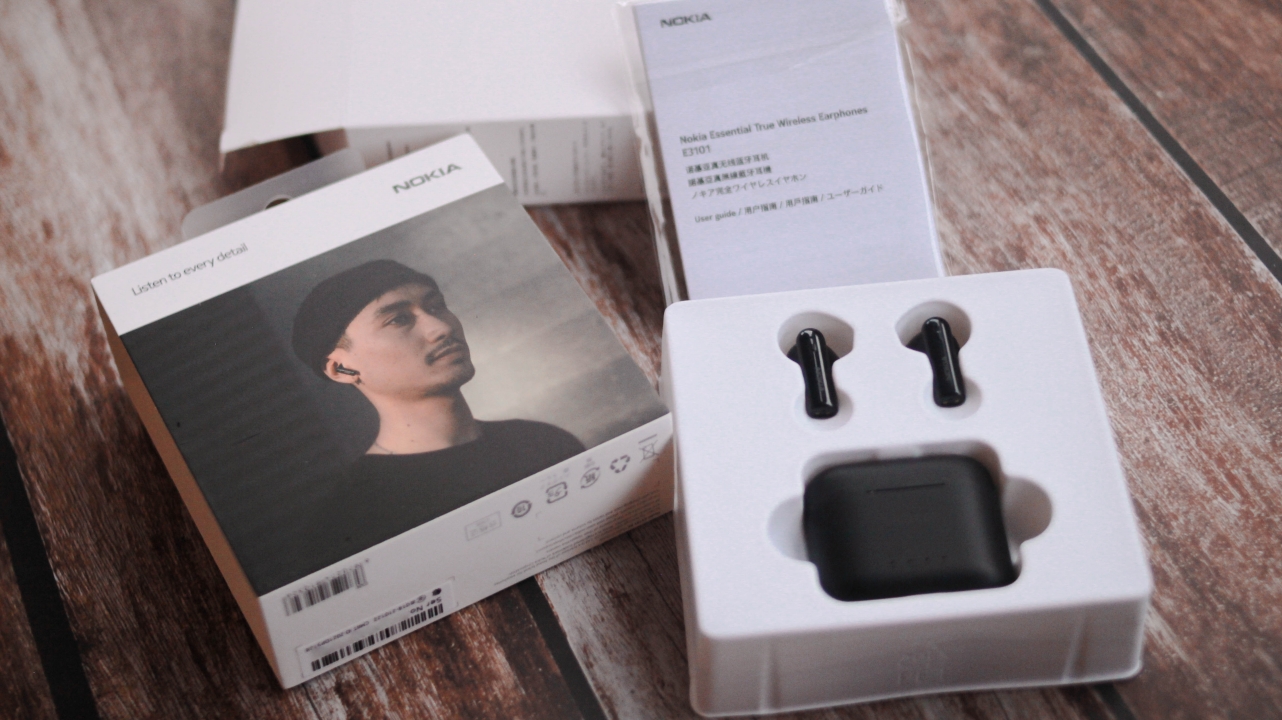 Sforum - Trang thông tin công nghệ mới nhất 211027-GadgetMatch-Nokia-E3101-Beauty-Case-Earbuds-Unboxing-1 Trên tay và trải nghiệm nhanh Nokia E3101: Tai nghe không dây giá dưới 1 triệu đồng của Nokia có gì hấp dẫn? 