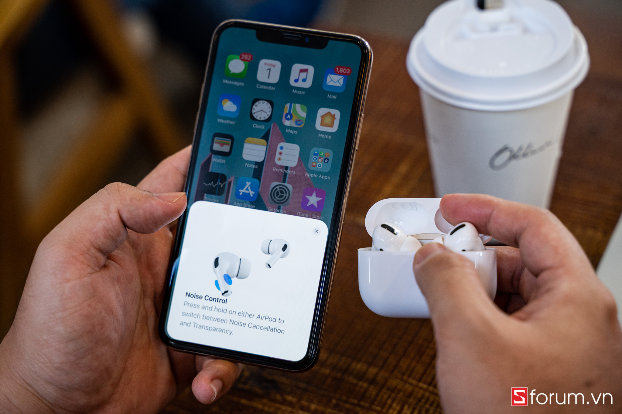 Tai nghe ngày càng phổ biến và cần thiết trong xã hội hiện nay