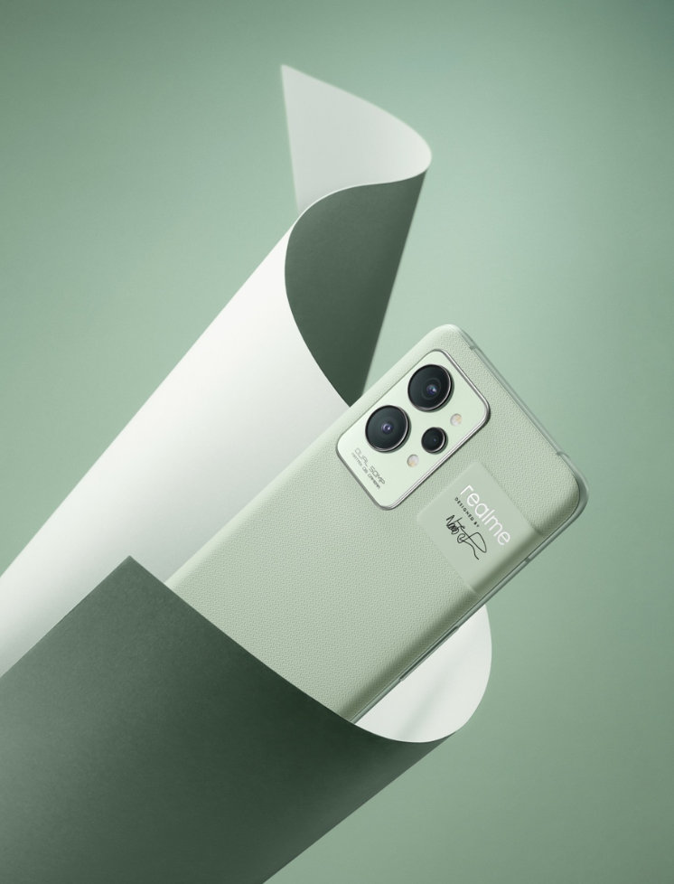 Sforum - Latest technology information page gsmarena_014 Realme GT2 Pro launched: 2K AMOLED screen, Snapdragon 8 Gen 1, priced from 13.2 million 
