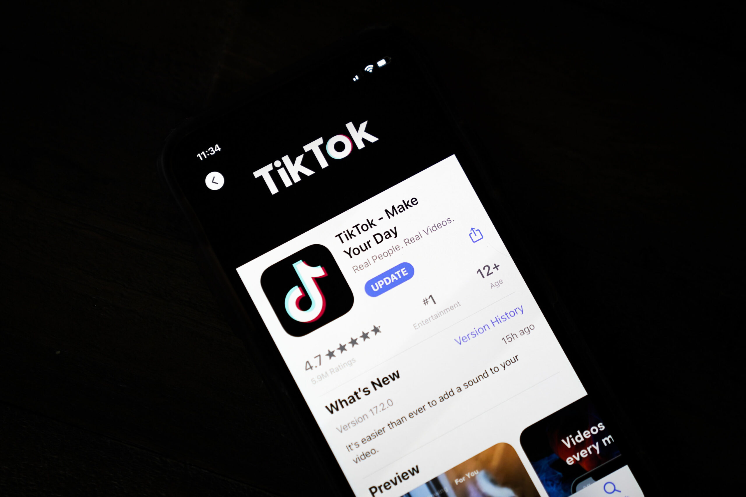 Cập nhật TikTok lên phiên bản mới bước 3
