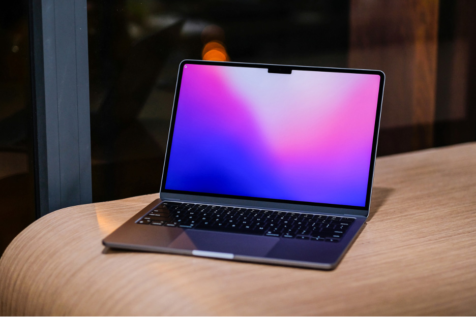 Nữ nên sử dụng laptop nào