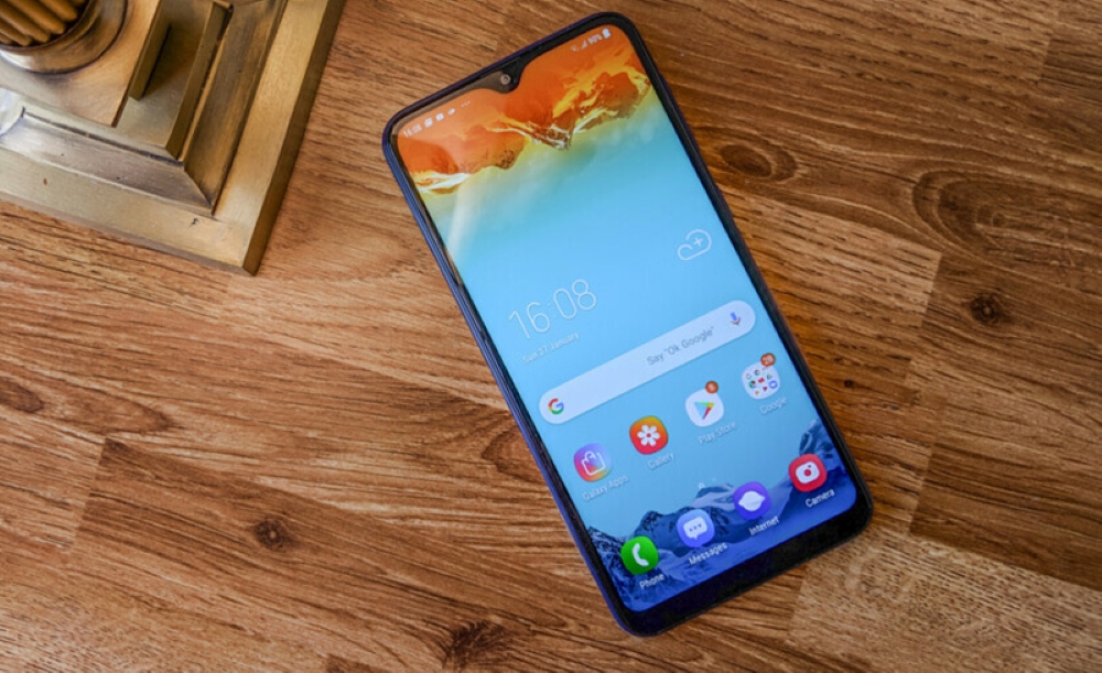 Lý do nên mua điện thoại Samsung cũ