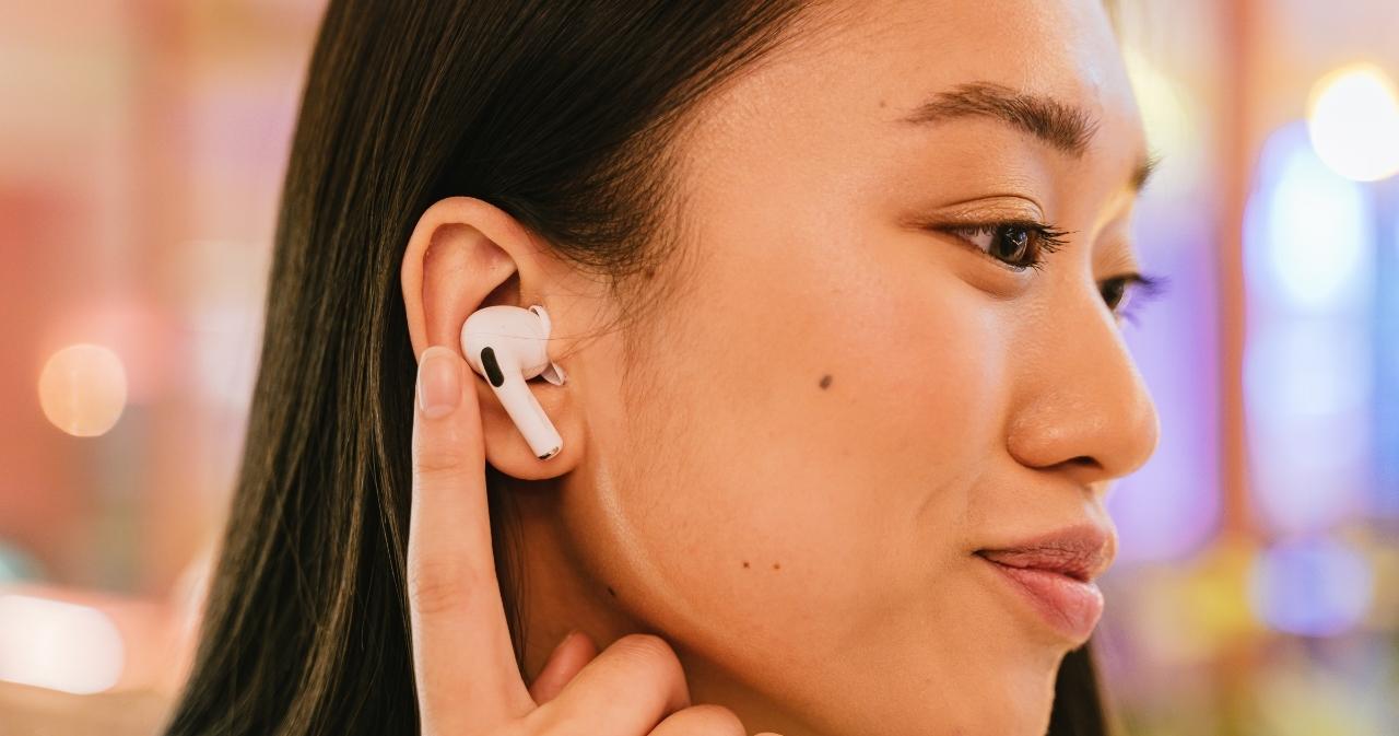 Thử ngay tính năng tăng cường hội thoại trên Airpods Pro mà iFan chắc chắn phải biết