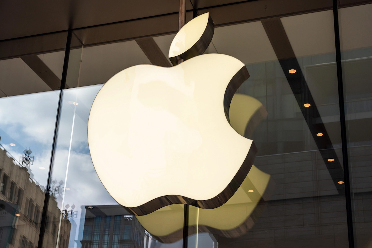 Đây không phải là lần đầu tiên Apple Store gặp những sai lầm với những đơn hàng từ người dùng