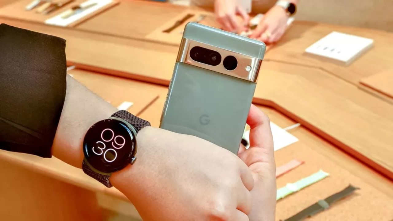 Đánh giá chi tiết Google Pixel Watch