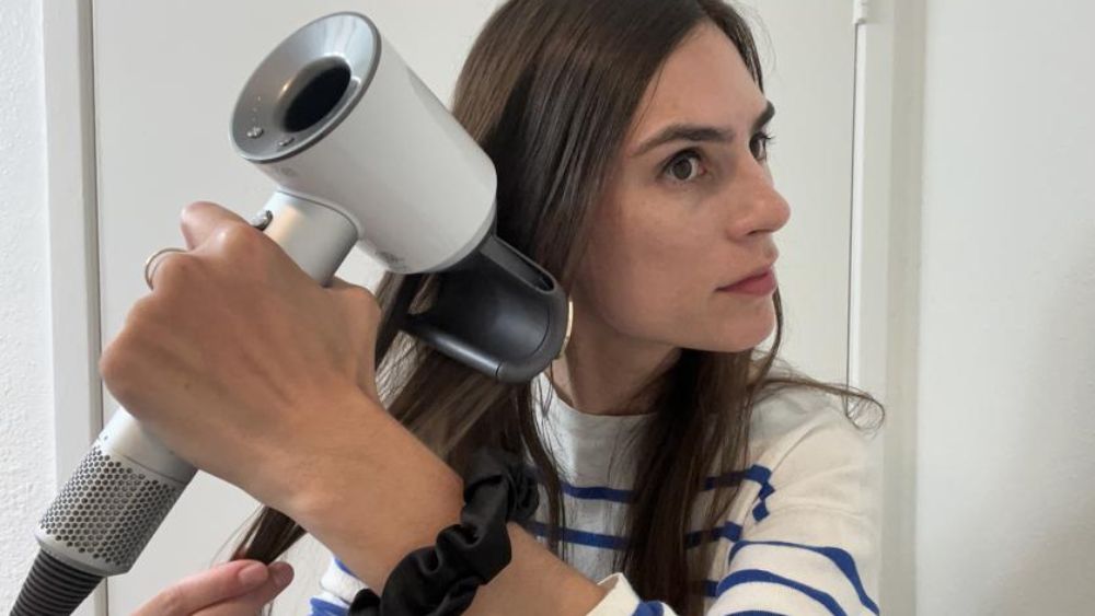 Máy sấy tóc Dyson Supersonic Hair Dryer Professional Edition HD02