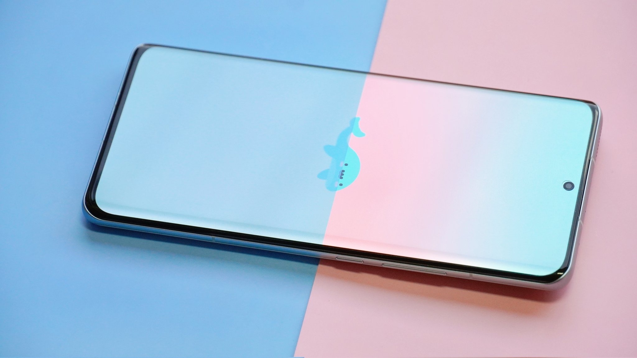 những chiếc smartphone không thua kém gì iPhone 14 Pro Max