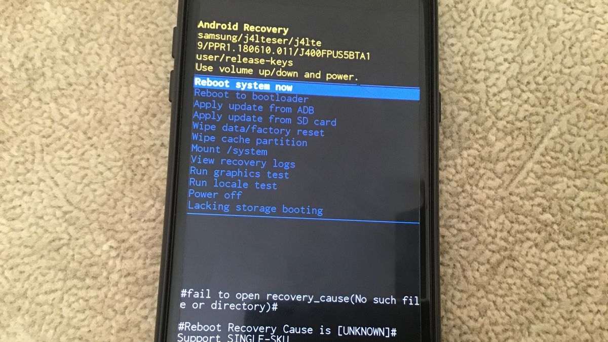 Cách reset điện thoại Samsung bằng phím cứng