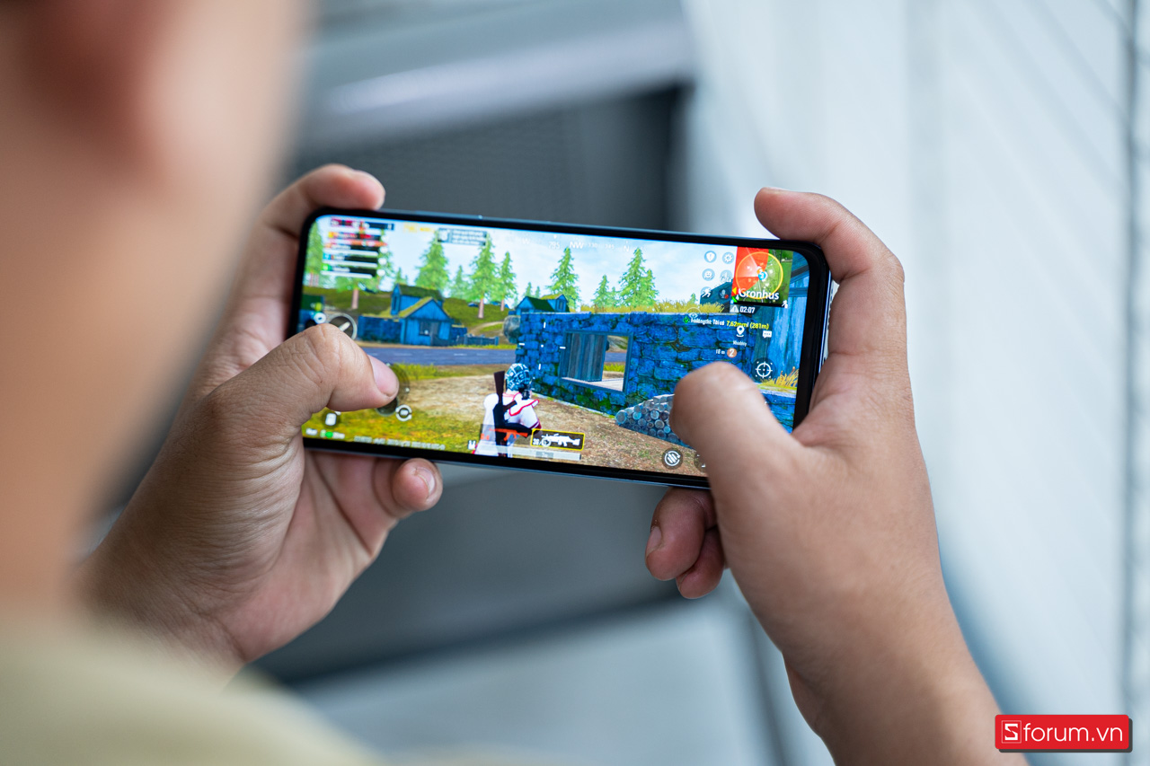 POCO X4 GT sở hữu cấu hình mạnh mẽ
