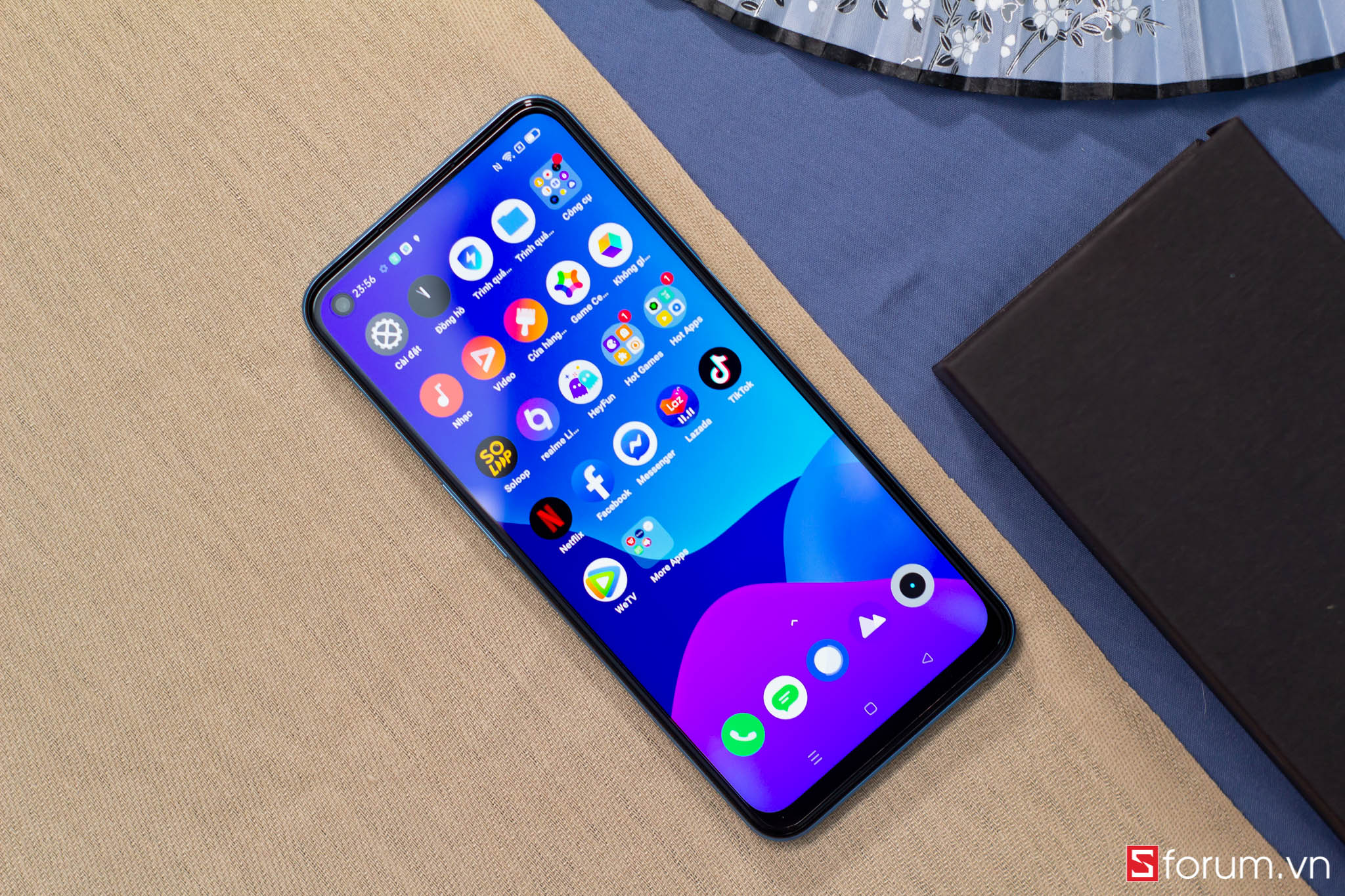 realme 8 5G sở hữu màn hình 6.5 inches độ phân giải FHD+