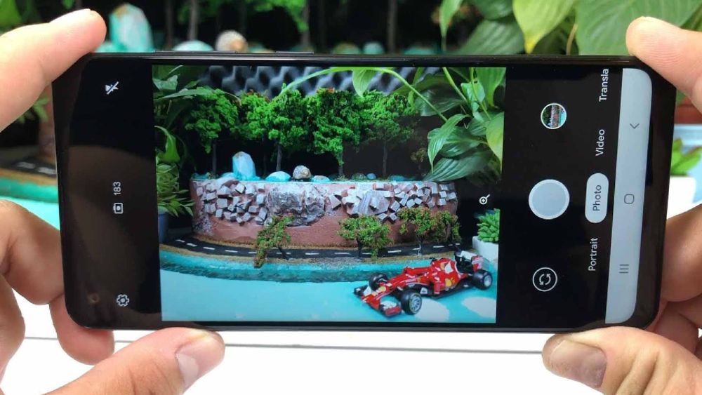 Camera siêu nét, siêu thực