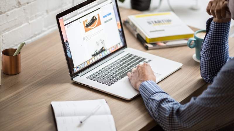 Bật mí 3 cách kiểm tra đời máy laptop nhanh chóng, đơn giản không dùng phần mềm