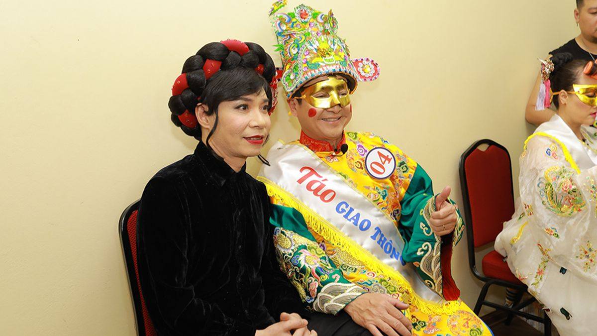 Hậu trường táo quân