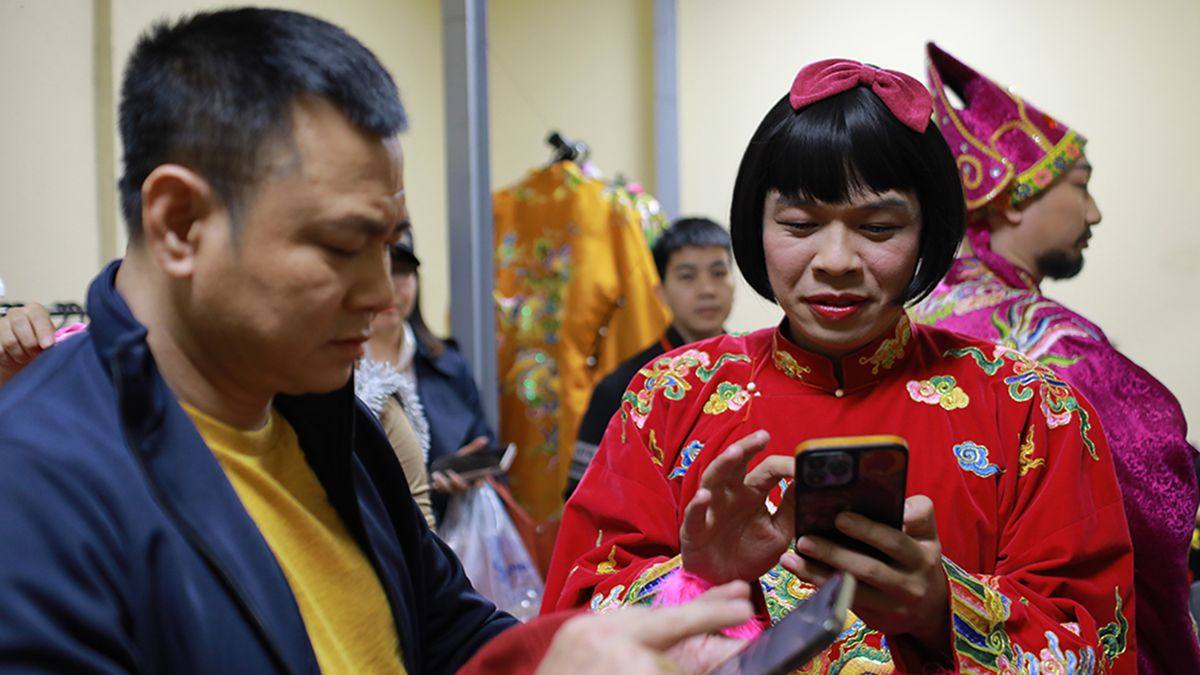 Hậu trường táo quân