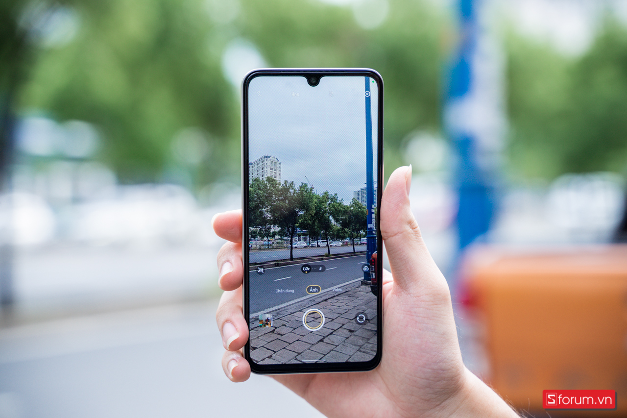 camera cũng là điểm đáng tiền trên chiếc smartphone này