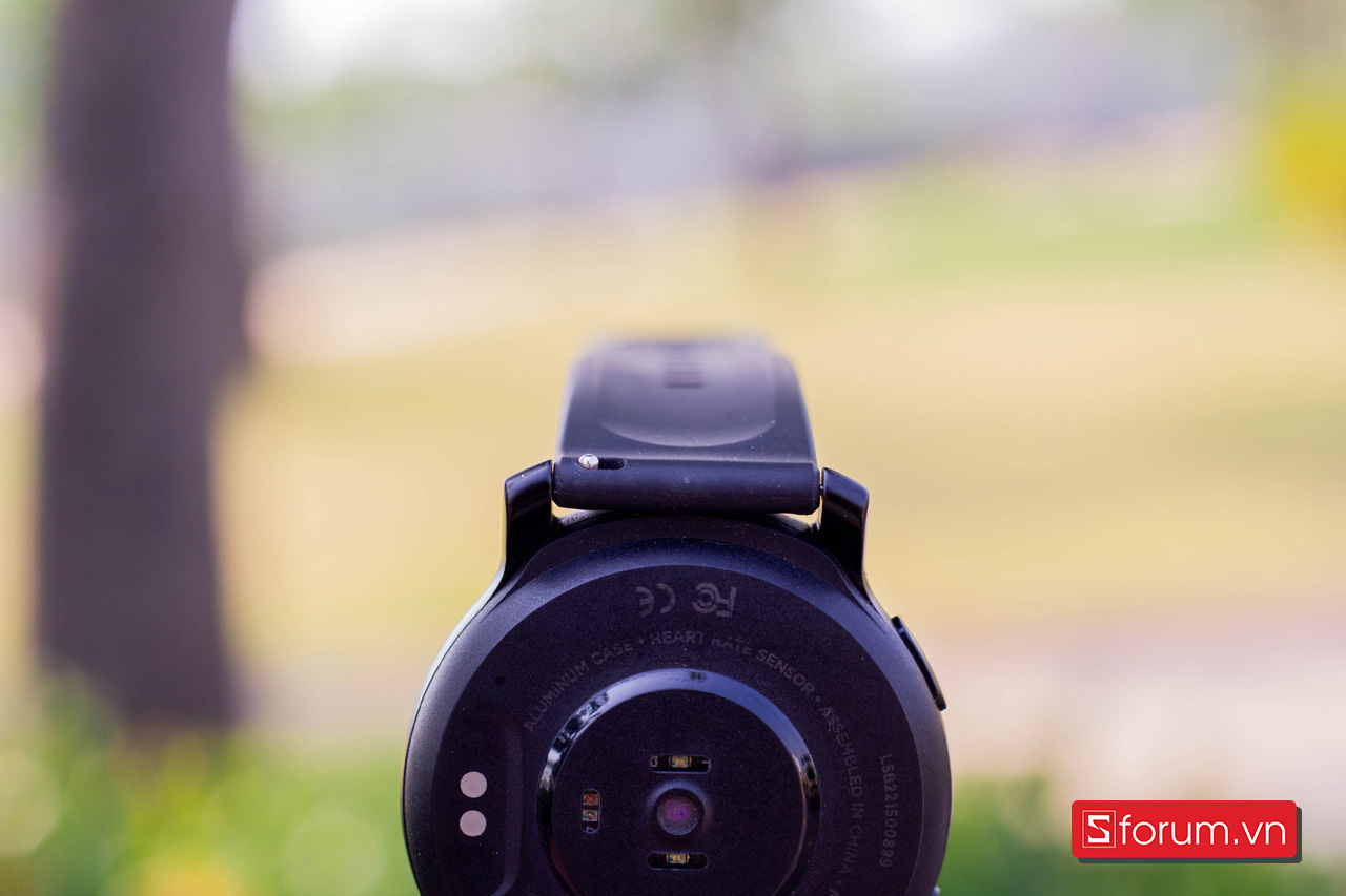 Moto Watch 100