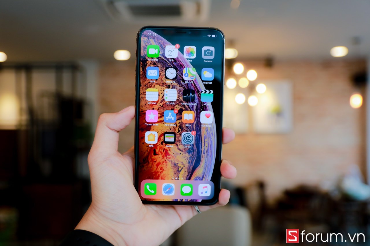 iPhone cũ nhưng vẫn sang