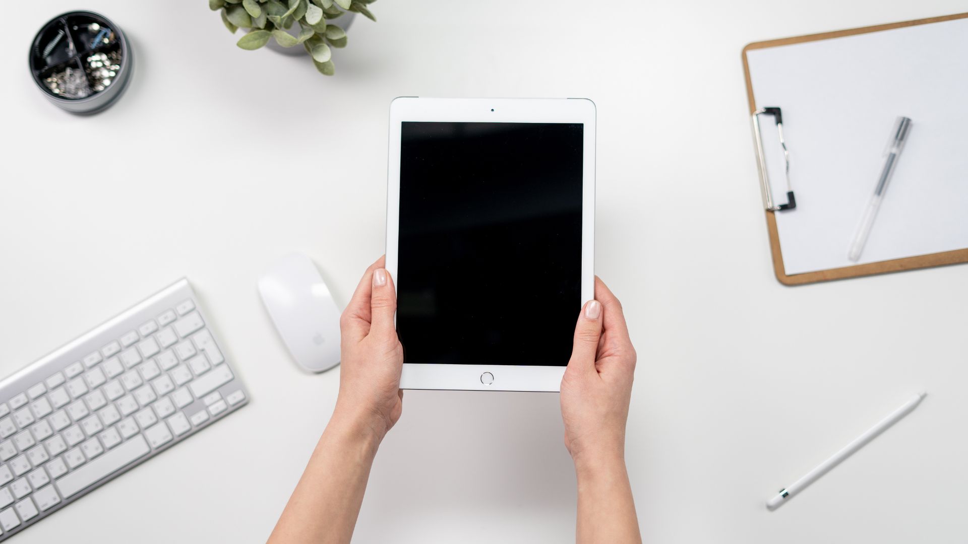 Mang iPad đến trung tâm sửa chữa uy tín