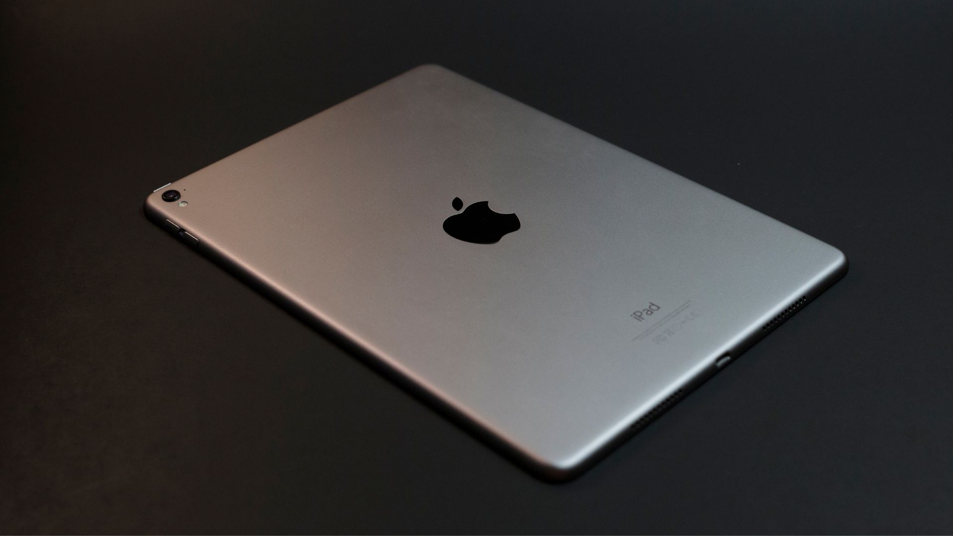 Mang iPad đến trung tâm bảo hành