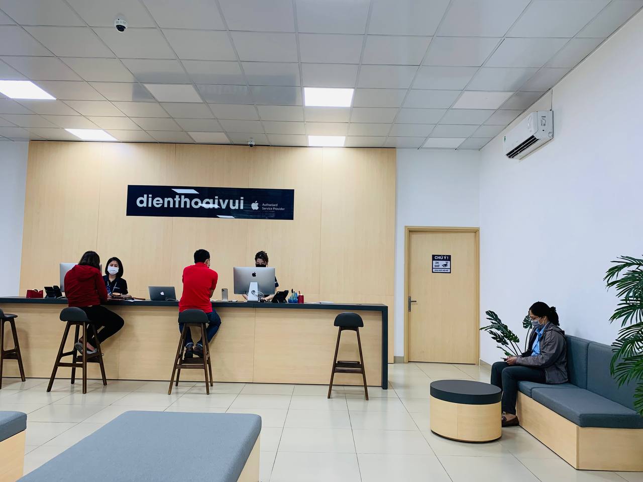 Đôi nét về Trung tâm bảo hành được uỷ quyền từ Apple của Điện Thoại Vui - Ảnh 1 