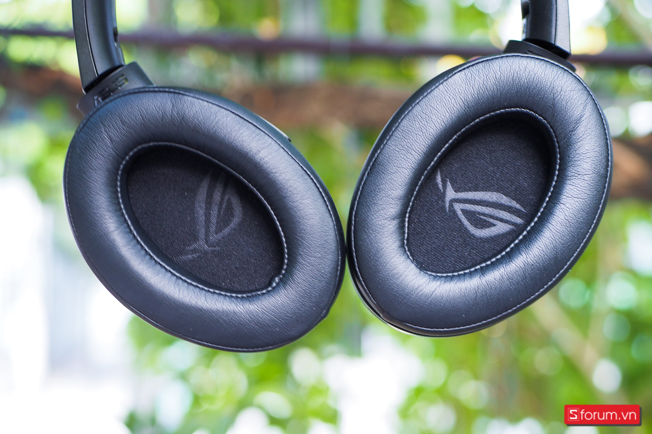 Asus Rog Strix Go 2.4