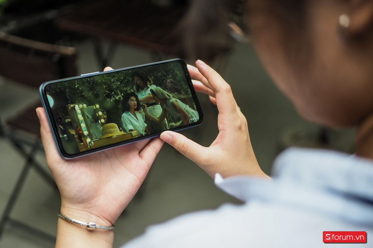 Infinix Hot 20 Play