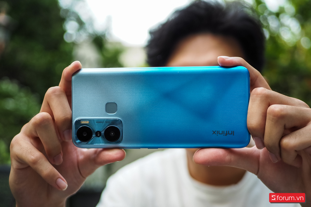 Infinix Hot 20 Play