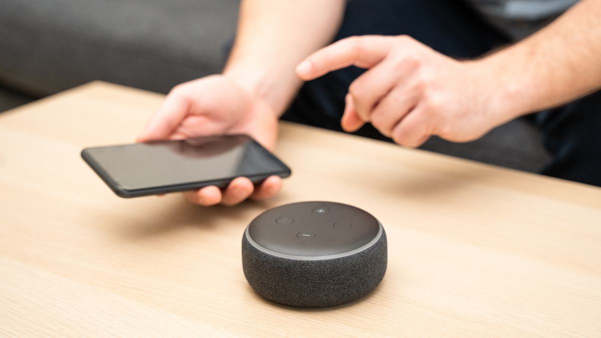 Một số lưu ý về cách mở loa Bluetooth