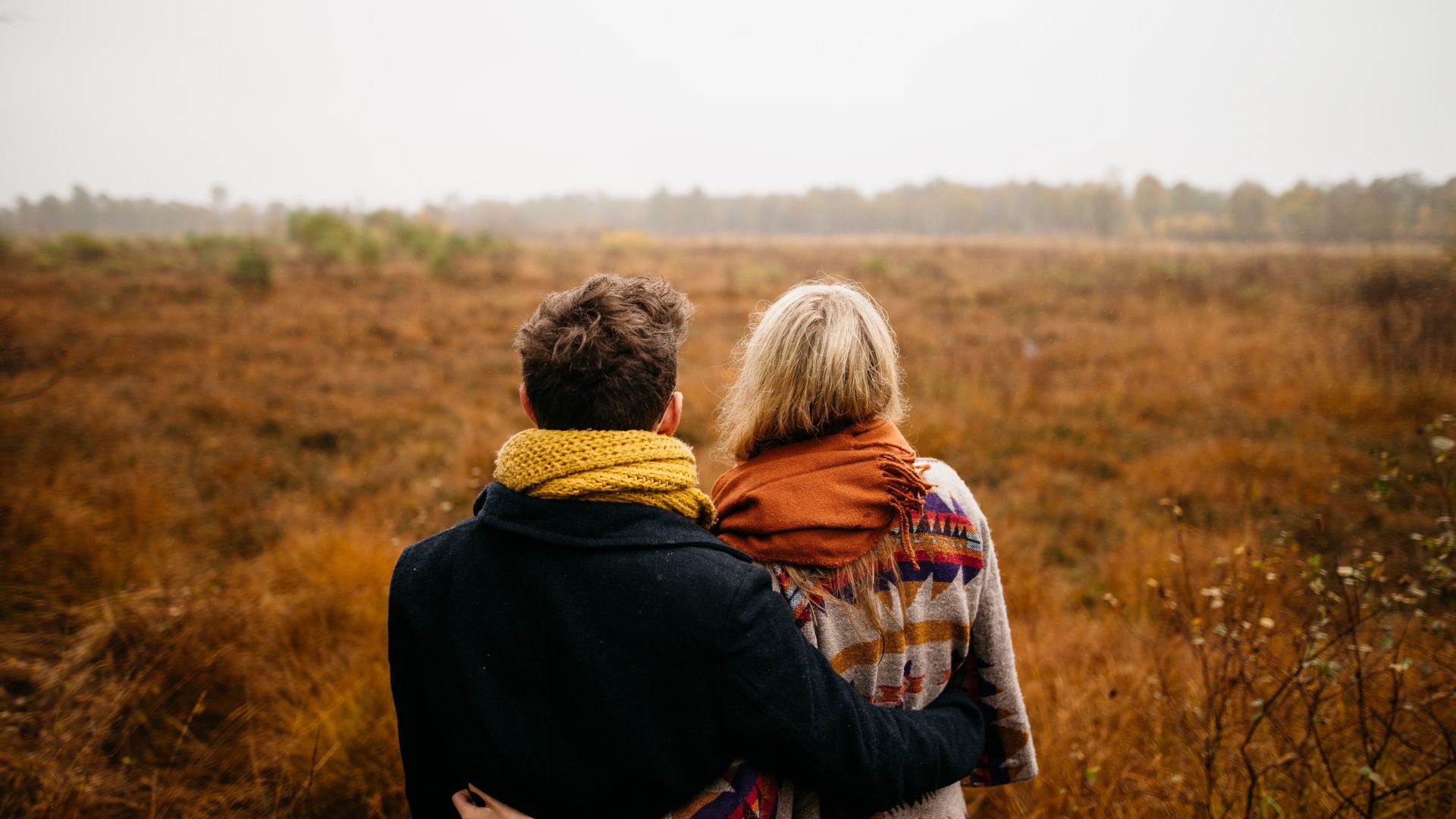 Bộ sưu tập hình nền couple cho ngày 8/3 trên máy tính cực ngọt ngào và ý nghĩa - Hình 1