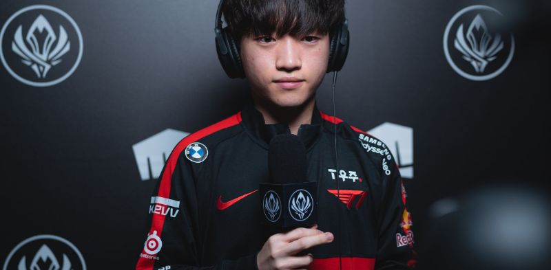 LMHT: Mặc dù là hot-pick nhưng Xạ Thủ Hỗ Trợ lại