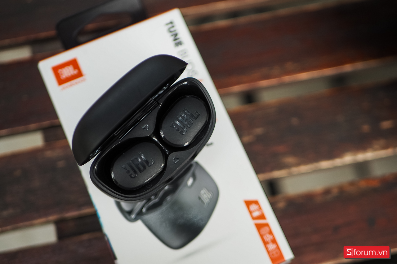 JBL Tune Buds